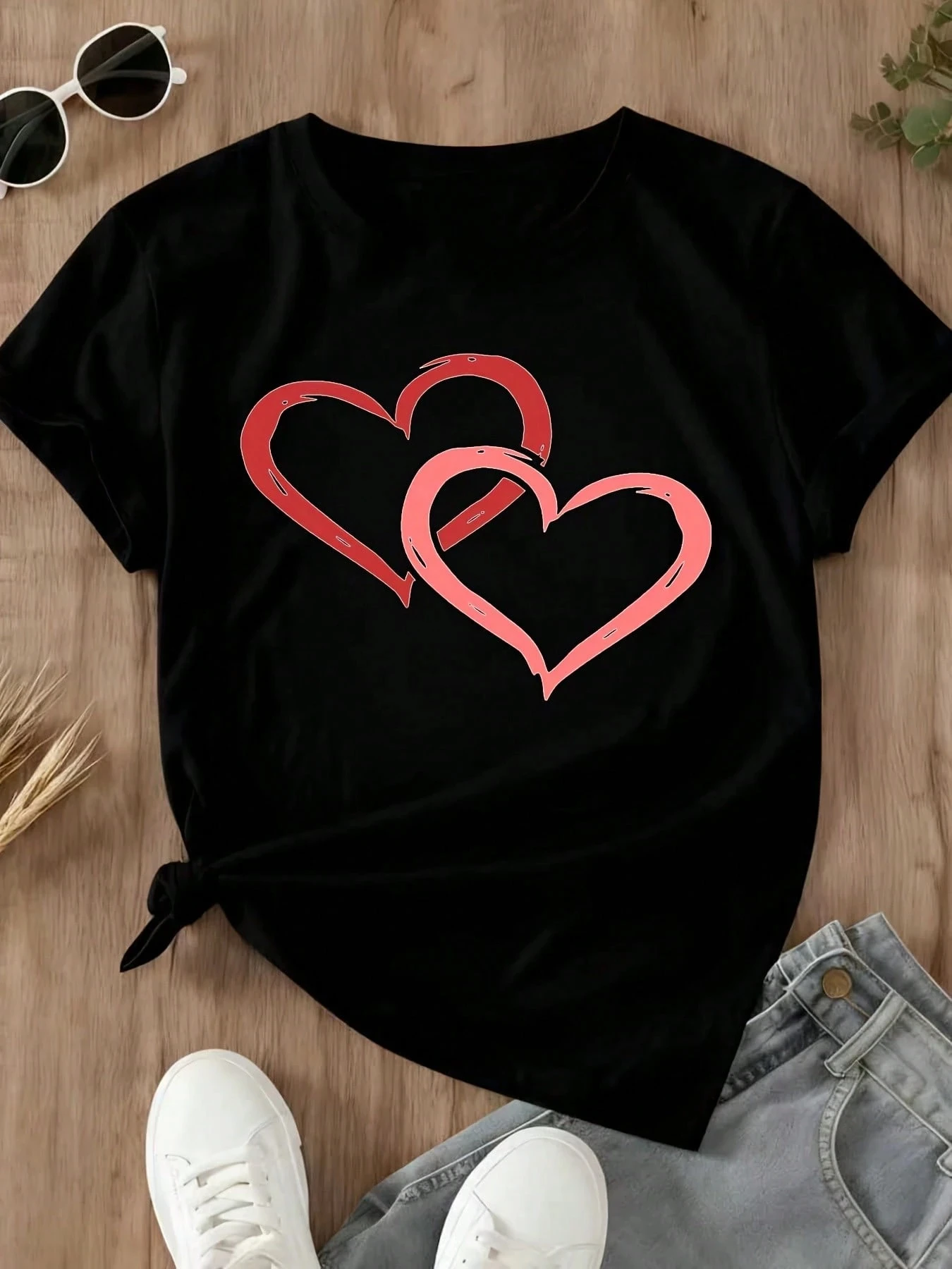 تي شيرت نسائي طباعة الحب 2026 ملابس نسائية صيفية كبيرة الحجم طازجة ونظيفة متعددة الاستخدامات بلوزة غير رسمية بأكمام قصيرة