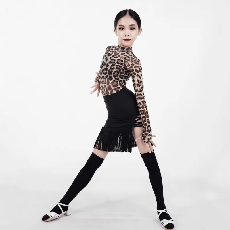 half black half leopard dress Full Size Leopard V-Neck Half Sleeve Maxi Dress main image 0