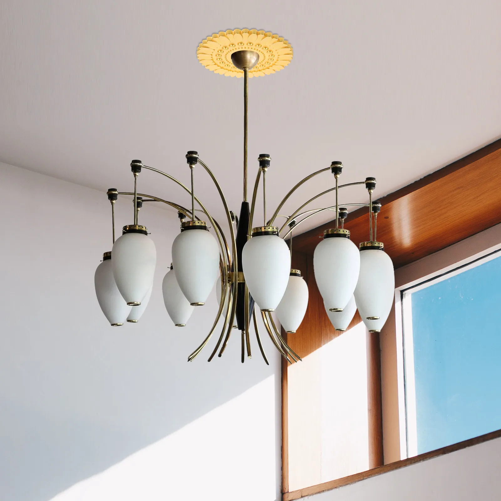 European Style Ceiling Medallion Round Decorative Solid Ps Material for Ceiling Lighting Fan Mounting Plate Indoor Fixture