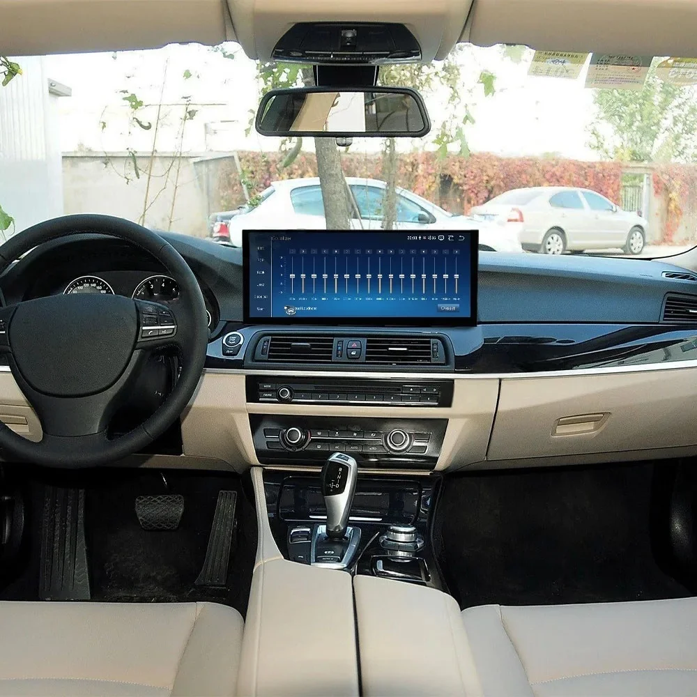 A 15.8" Qualcomm An… - image