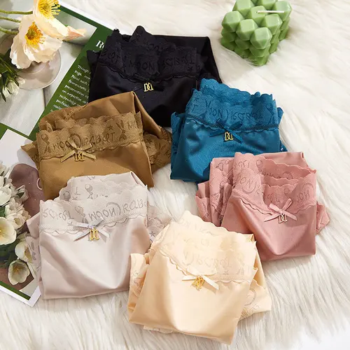 Imagen 2 del producto 1 Uds. Bragas sin costuras para mujer, ropa interior Sexy de encaje con flores, ropa interior hueca de cintura alta de talla grande 3XL, bragas transpirables de seda sólida para mujer