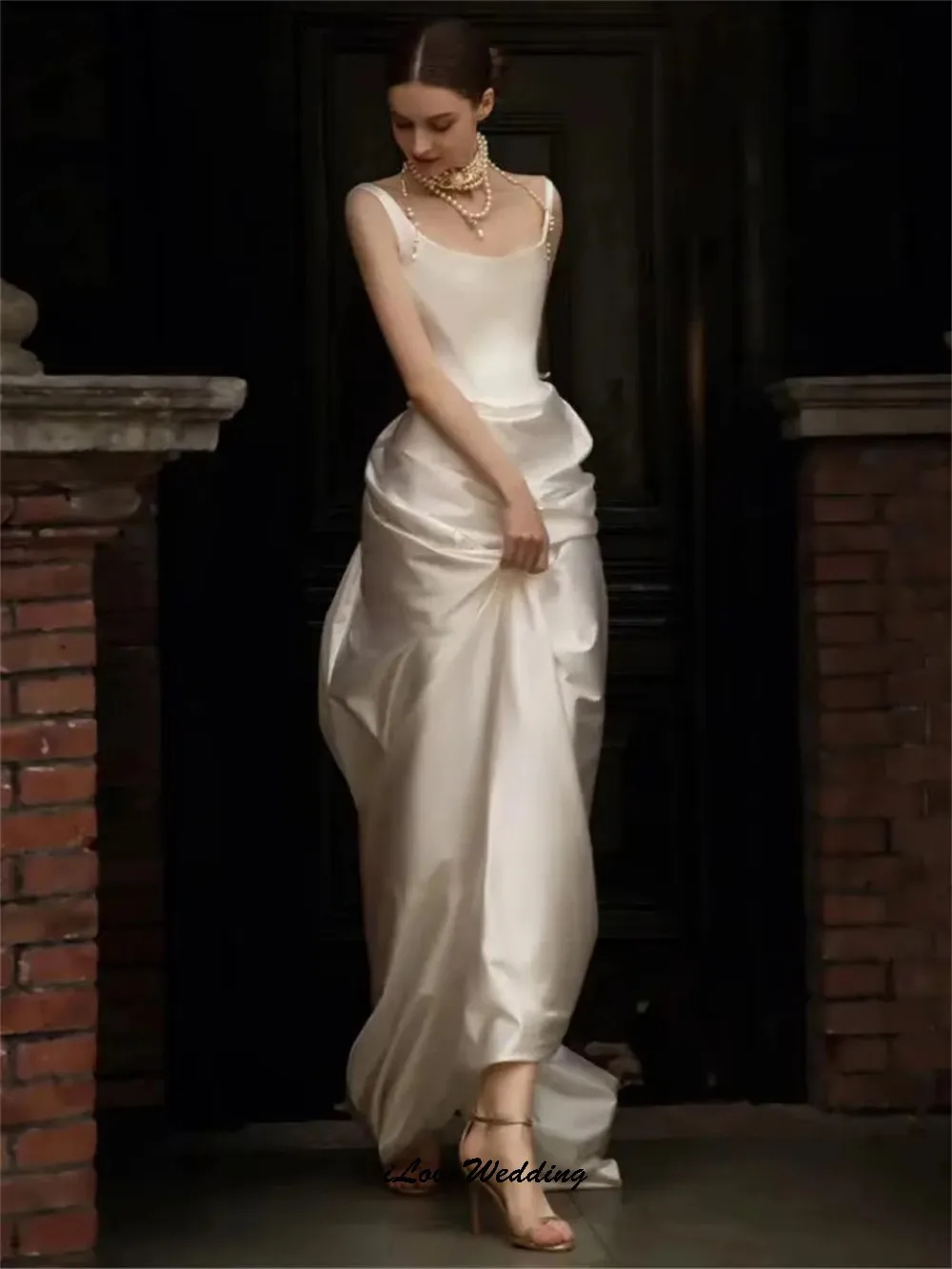 

Evening Dress 2025 White Wedding Dress Ruched Satin Elegant Open Back Court Train Boat Neck Sleeveless A-Line Zipper Customized