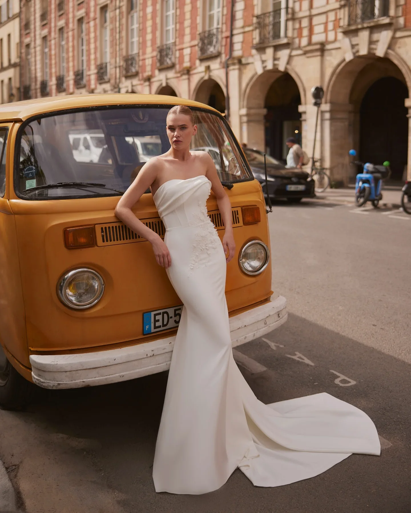 Flavinke ที่กําหนดเอง Charming Strapless Pleat ลูกไม้ Applique ชุดเดรสเมอร์เมดที่ถอดออกได้รถไฟ 2 In 1 Vestido De Noival