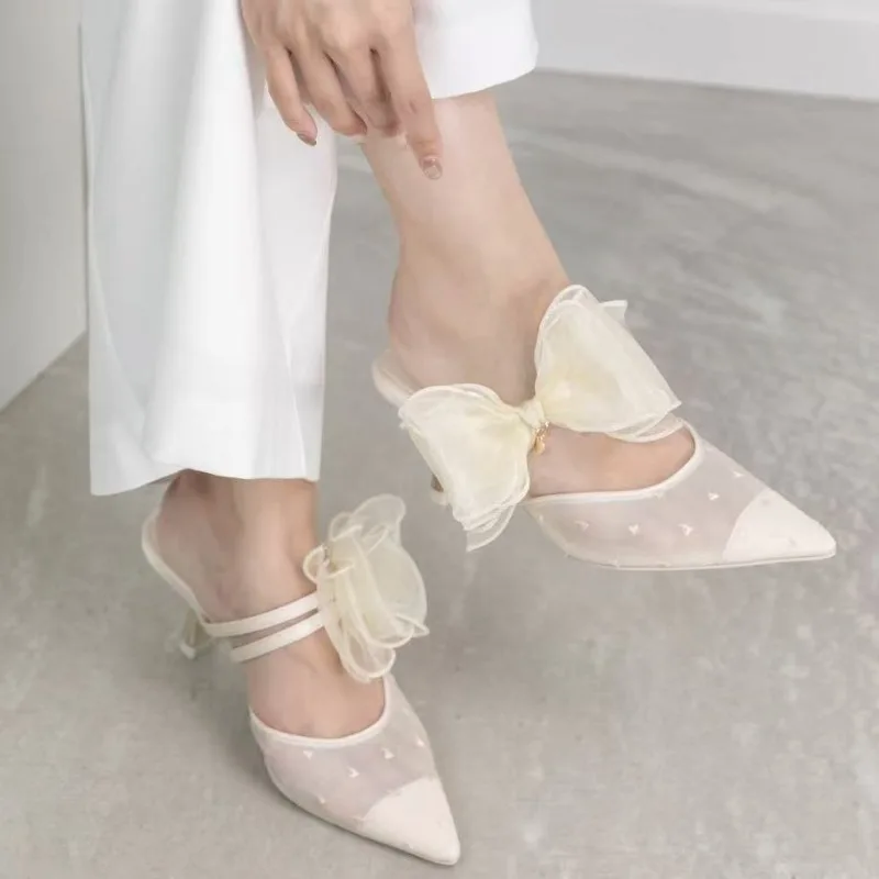 

Женские босоножки на высоком каблуке с сетчатым бантом летом 2025, сексуальные женские тапочки на высоком каблуке с острым носком