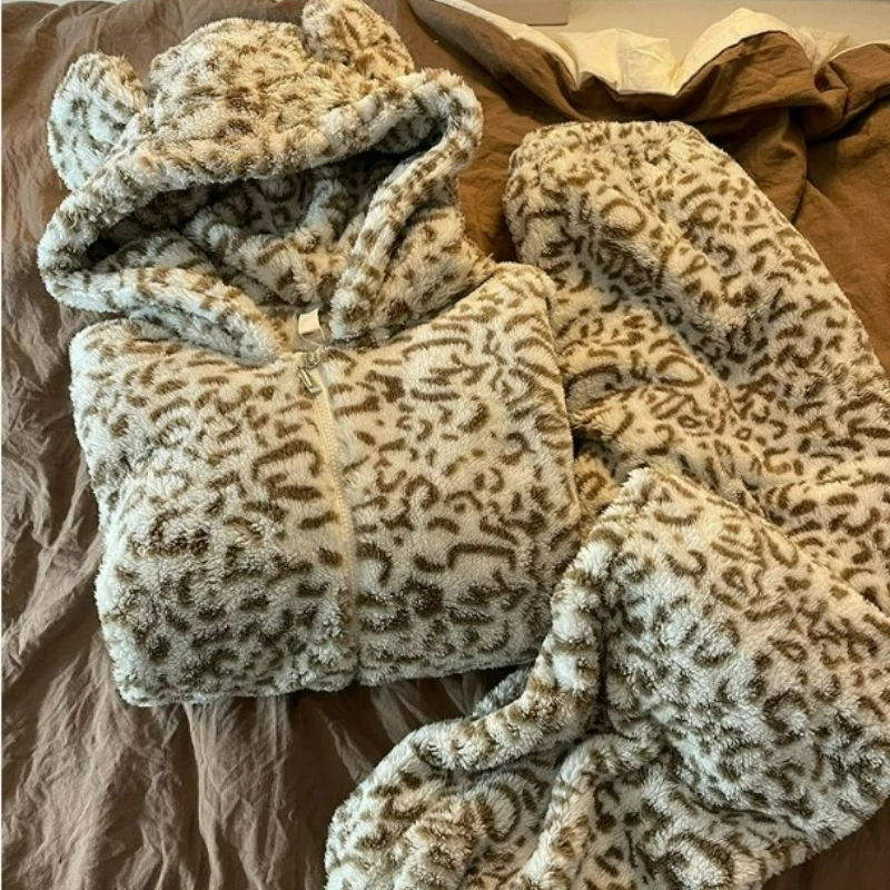 

2026 Autumn Winter New Style Fashion Thickened Fleece Loose Warm Home Wear Set Fun Puppy Hooded Coral Fleece Pajamas for Women