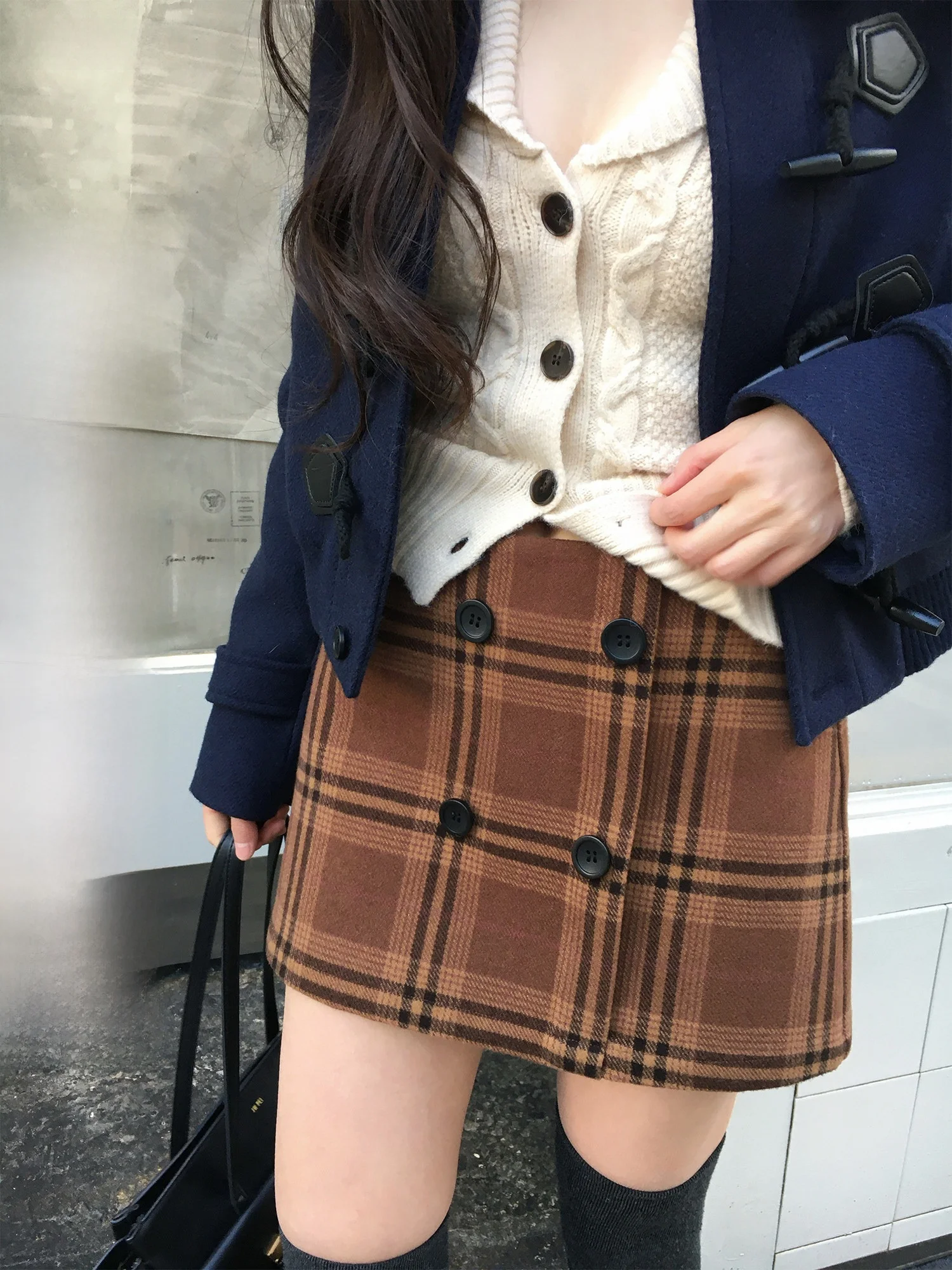

Юбка в клетку Neurcz в стиле ретро, женская зимняя юбка с двойной пуговицей, высокая талия, приталенная, А-силуэт, прямой крой для офиса