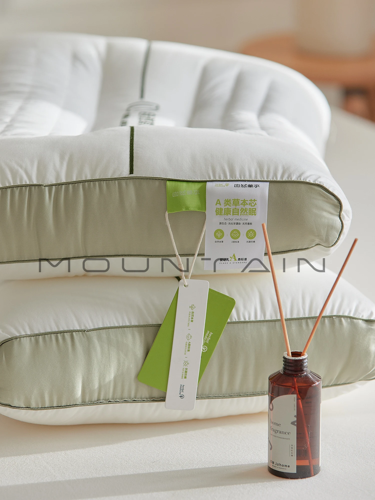 Class A cotton natural herbal buckwheat pillow core, adult household bacteriostatic cervical spine pillow to help sleep pillow