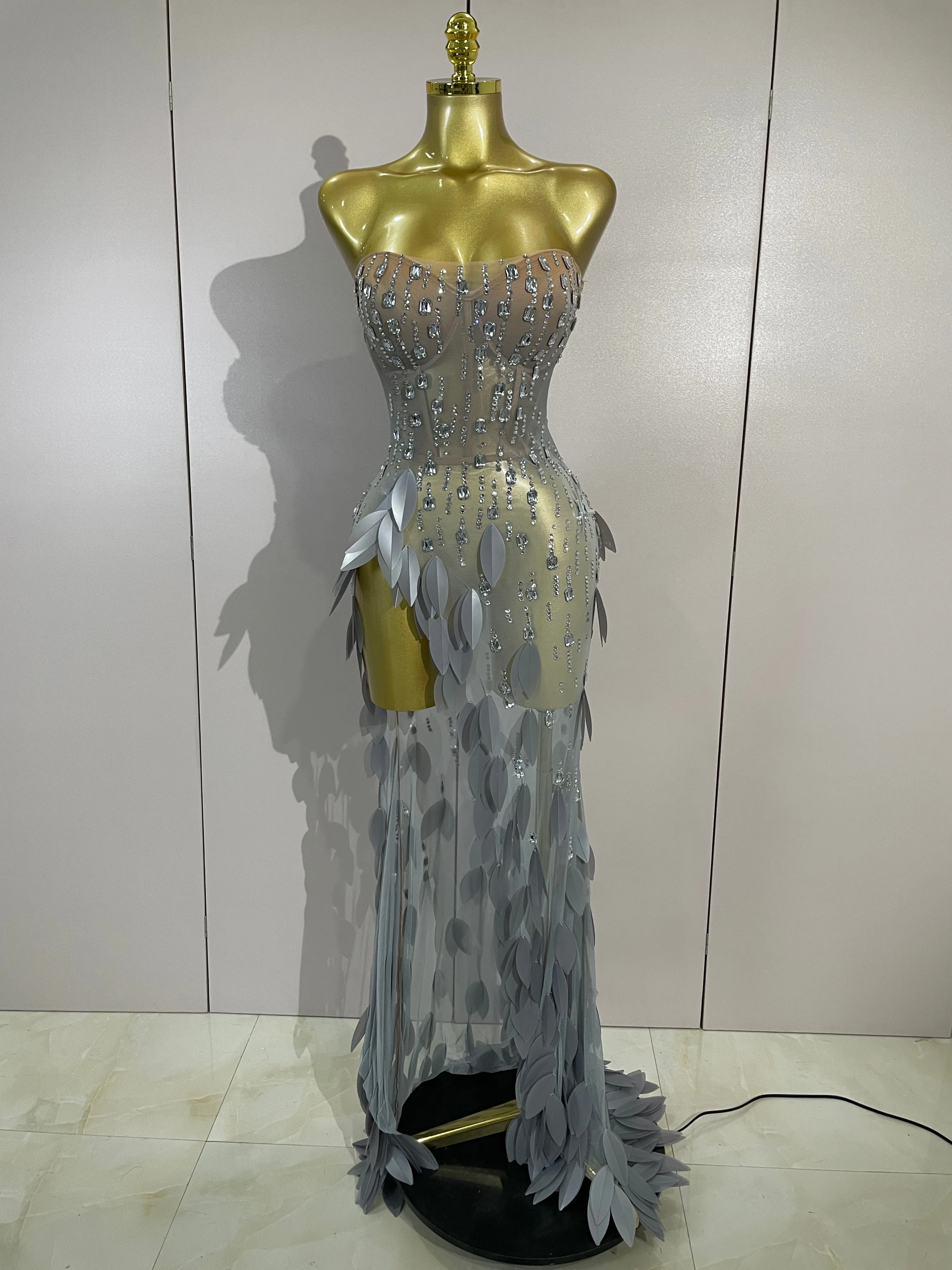 Sparkly Silver Diamond Leaf Sexy Strapless Mesh See Through Long Dress Luxury Birthday Evening Party Nightclub Bar Stage Costume