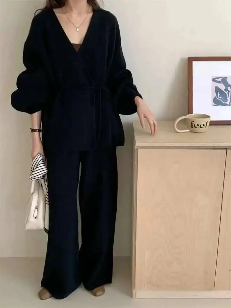[EWQ] Fashion V-neck Long Sleeve Lace Up Sweater And High Waist Trousers Casual Women Knit Set Clothing 2025 Autumn New 16O1719