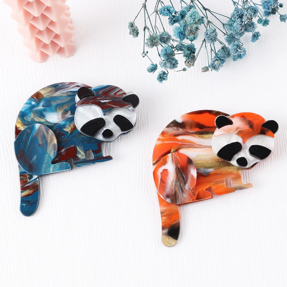 FishSheep Lovely Red Panda Raccoon Brooch For Women Cute Acrylic Animals Brooches Pins Badge 2022 Fashion Accessories Gift