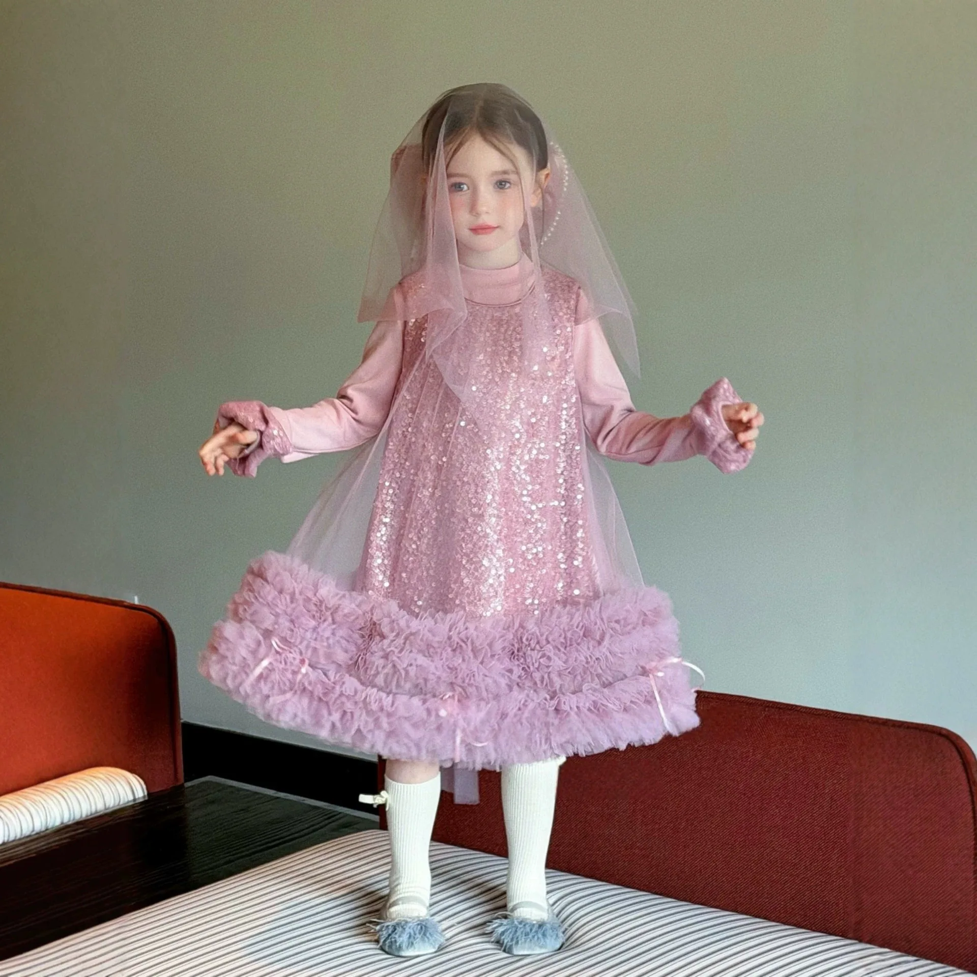 2026 New Autumn Princess Dress for Girls Children's Mesh Dress Fluffy Sequins Sleeveless Sweet Dress