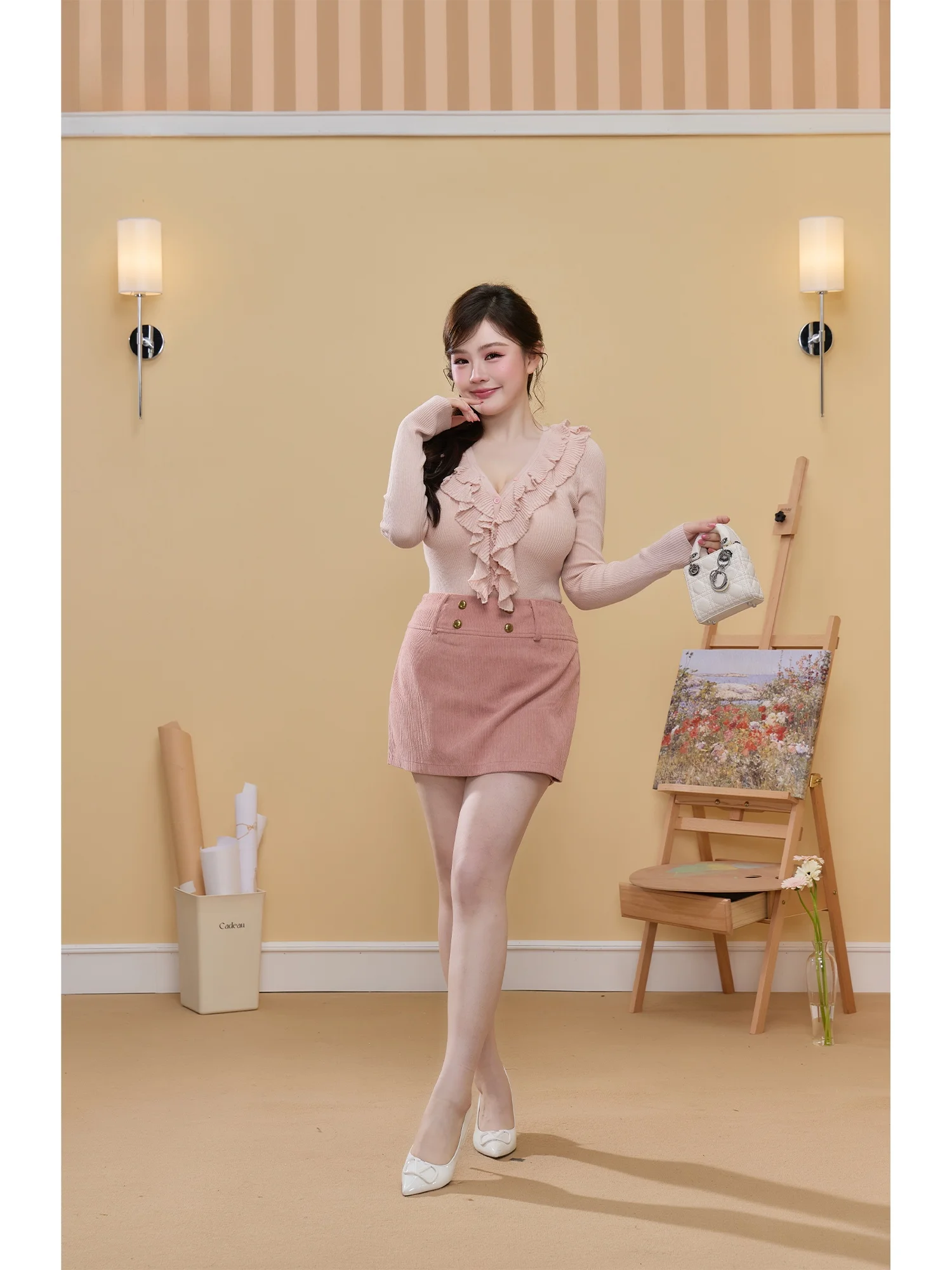 

Commuting Eye-Closed Zhou Bai Zi Skin-Friendly Lotus Le Collar "Porcelain Skin Knitted TEE" Knitted Top Women's Faion