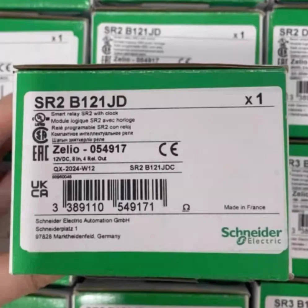 Schneider PLC SR2A101BD SR2B121BD SR2B122BD SR2A201BD SR2B201BD SR2B202BD Programmable Logic Controller