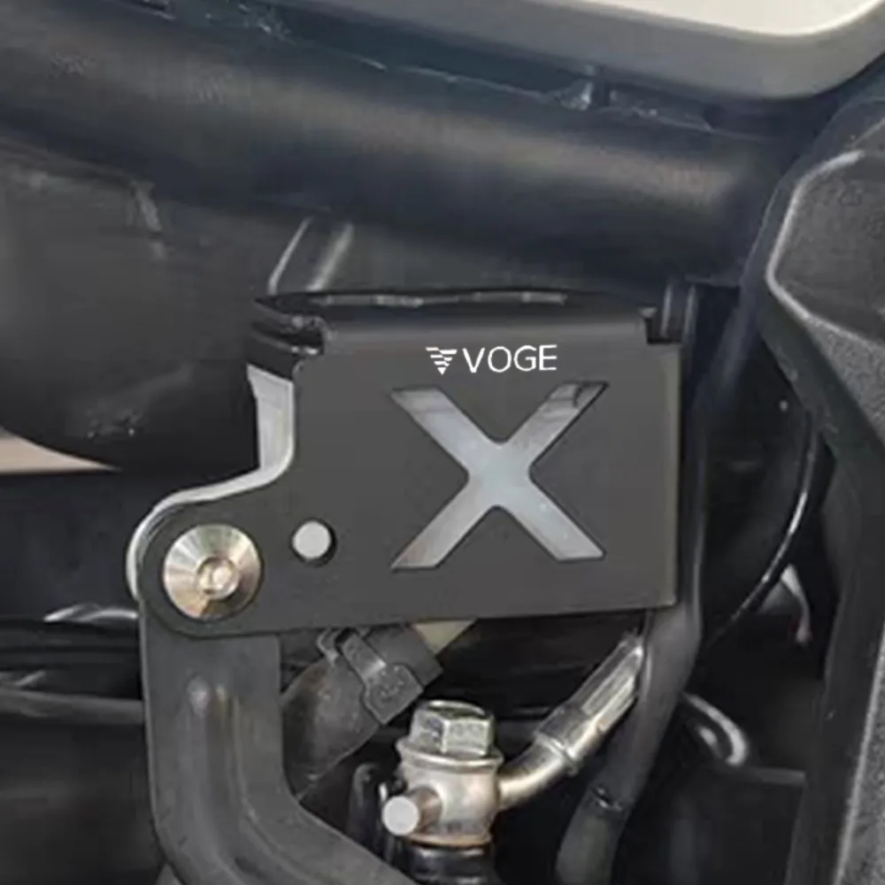 

2025 New Motorcycle For VOGE 525AC 525 AC 525 AC525 2022 2023 2024 CNC Rear Brake Fluid Reservoir Cover Guard Oil Cup Protector