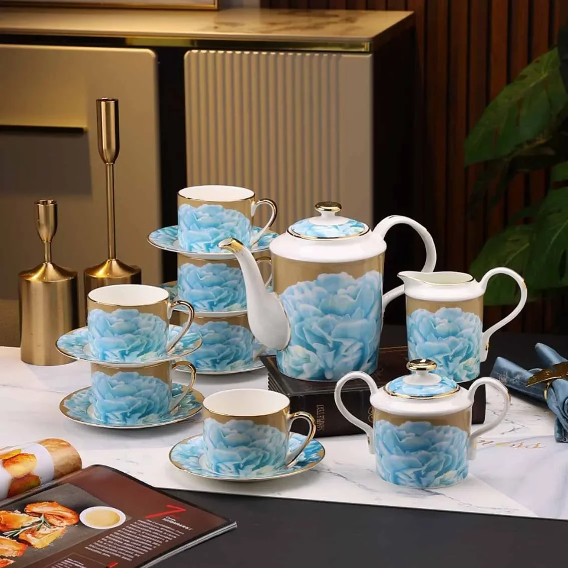 Coffee Tea Love - 高級ヨーロッパコーヒーセット ボーンチャイナ 金彩アフタヌーンティーカップ＆ソーサー ティーポット 15点ギフトボックス