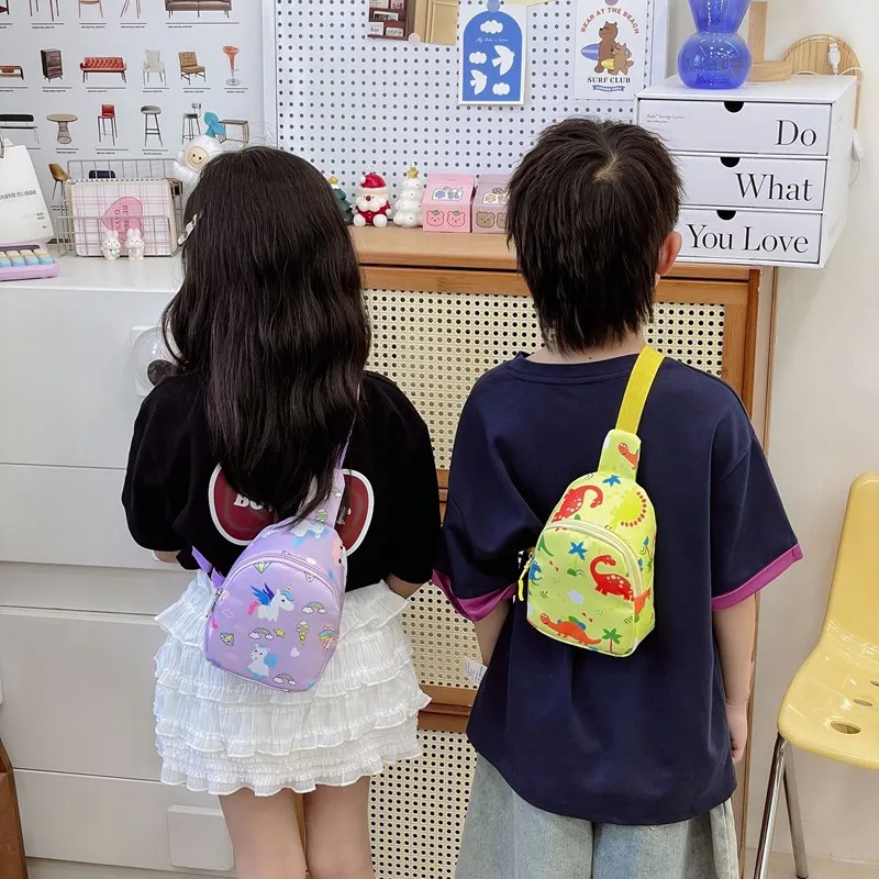 

Нагрудные сумки для мальчиков и девочек с героями мультфильмов и аниме, мини-сумки через плечо с милыми животными, студенческие и детские рюкзаки