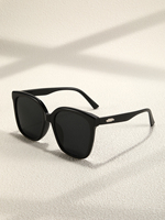 1 pair of large frame black fashion sunglasses for women Outdoor travel glasses UV protection sunglasses