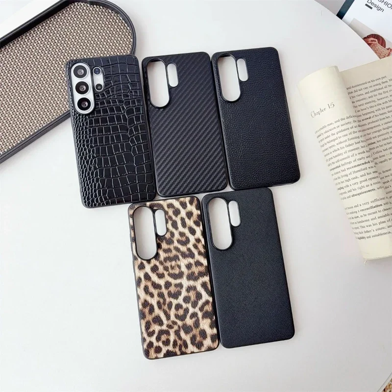 For Samsung Galaxy S26 S25 S24 S23 S22 Plus Ultra Case Leather Crocodile Leopard Carbon Fiber Pattern S26+ Shockproof Back Cover
