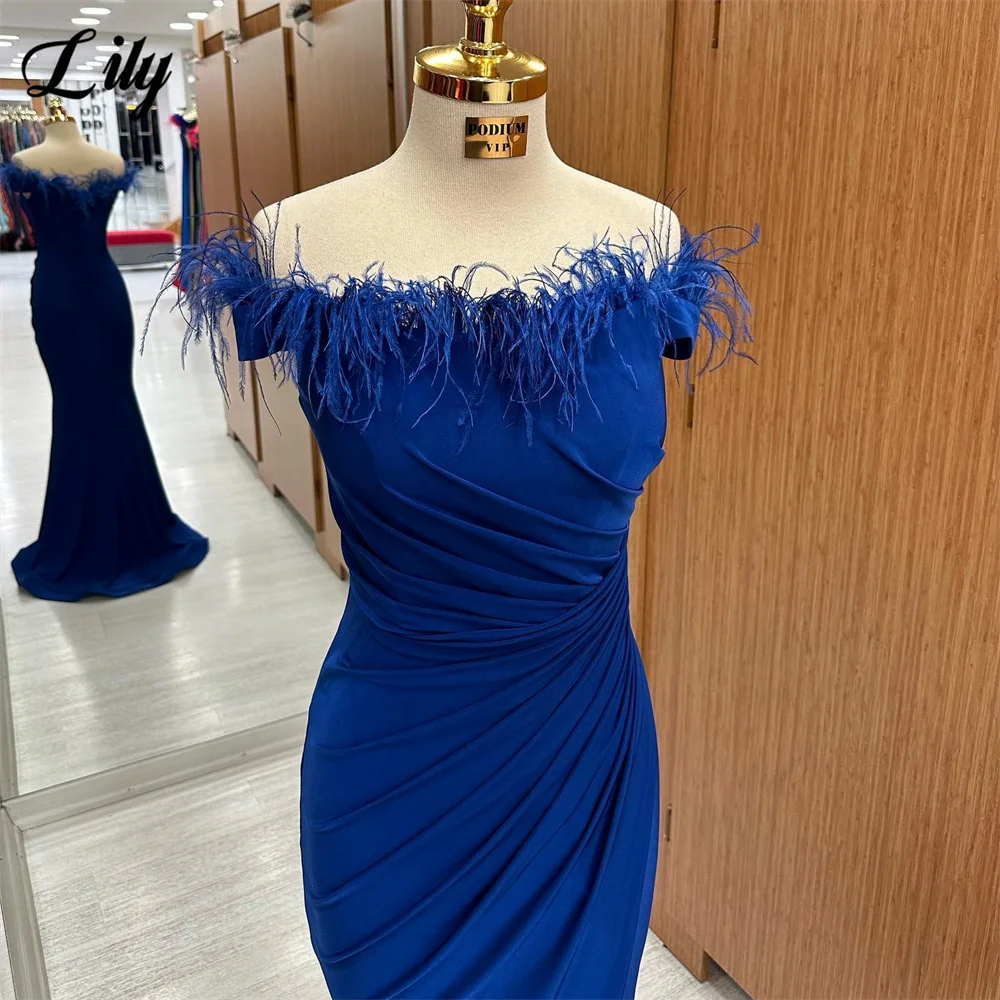 Lily Royal Blue Prom Dresses Off The Shoulder Evening Dress Strapless Satin Party Dress With Feathers Side Split Trumpet 프롬드레스