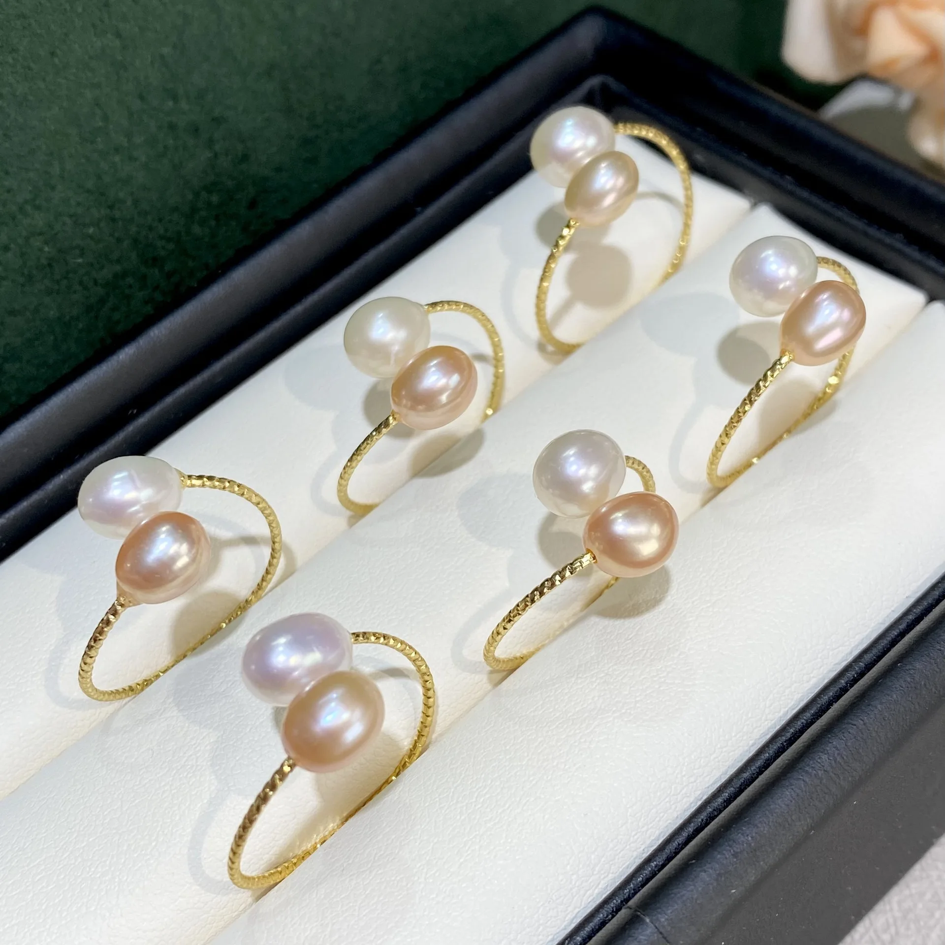 Light luxury Simple And Popular Online Celebrity Natural Pearl Ring Wholesale Elastic Bead Single Circle Double Circle