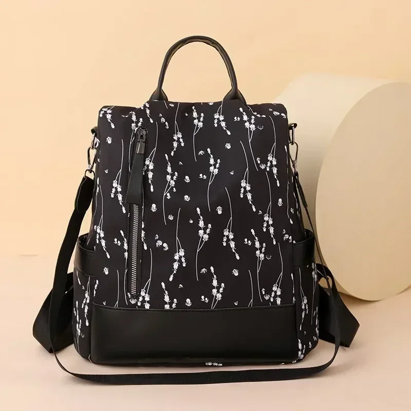 2024 Luxury Women\'s Backpack Solid Color Fashion Trend New Nylon Fabric Large Capacity Zipper High Quality Women\'s Backpack