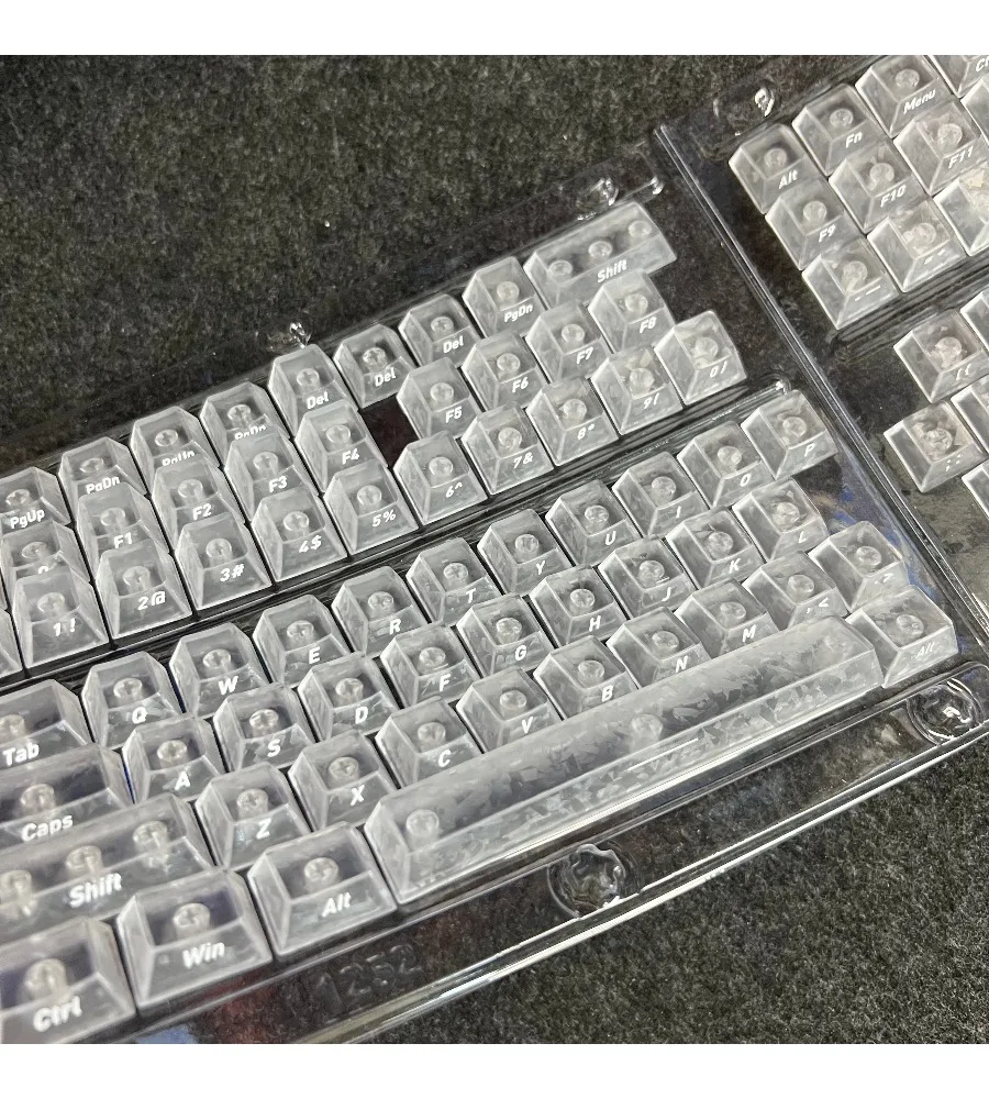Original factory pioneer Mai from ace68wooting little bee night demon keycap (ice carbon fiber) PC