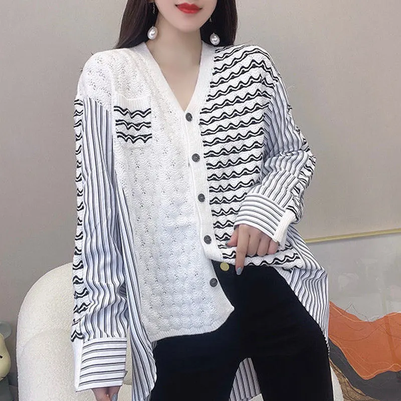 Female Streetwear Single-breasted V-Neck Cardigan Stylish Knitted Patchwork Striped Korean Loose Wave Cut Pockets Sweaters 2023