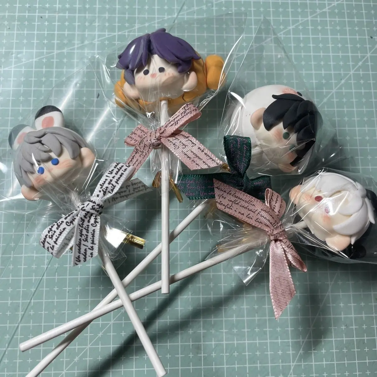 

Anime Love and Deepspace Zayne Caleb Sylus Xavier Rafayel Cosplay Cartoon Non Edible Lollipop Clay Handmade Birthday Gift