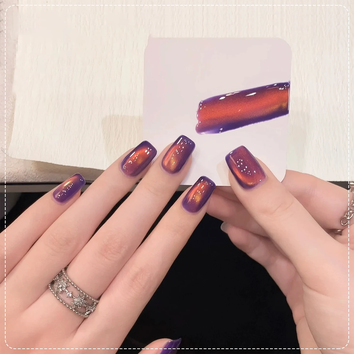 MIANEL 10ML Christmas Fiery Cloud Cat Eye Nail Polish Gel 2025 New Colorful Glass Bead Cat Eye Nail Art Red Nails