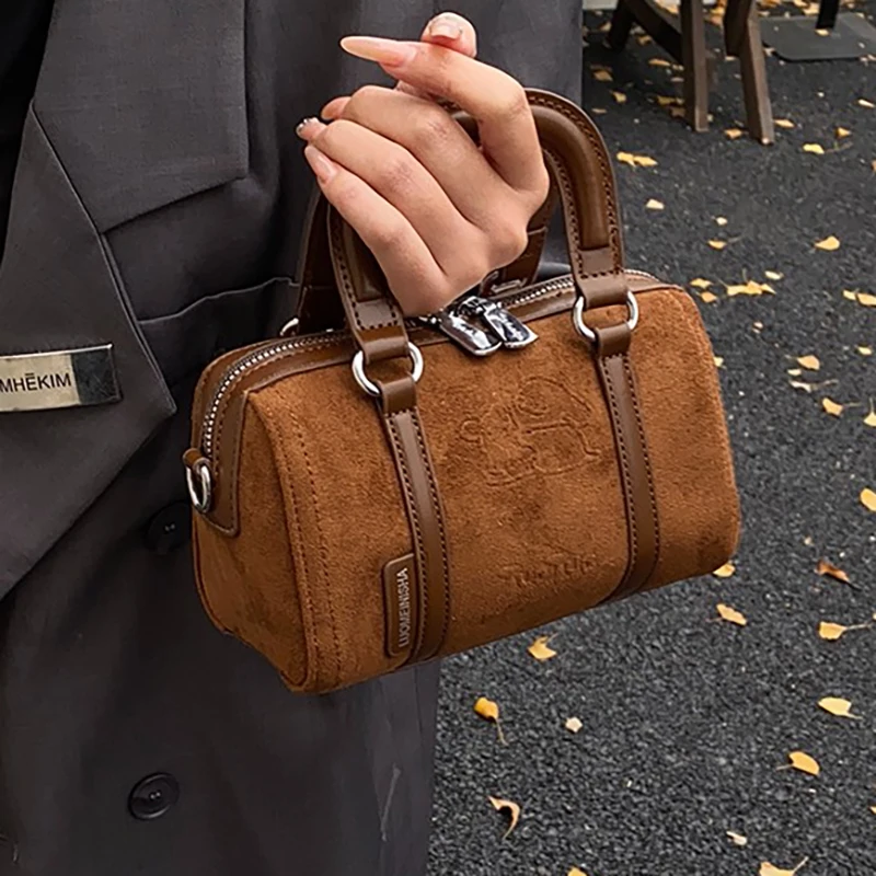 Trend Women Niche Design Delicacy Boston Bag Lady New Vintage Square Bag Female Fashion Burgundy Casual Versatile Messenger Bag