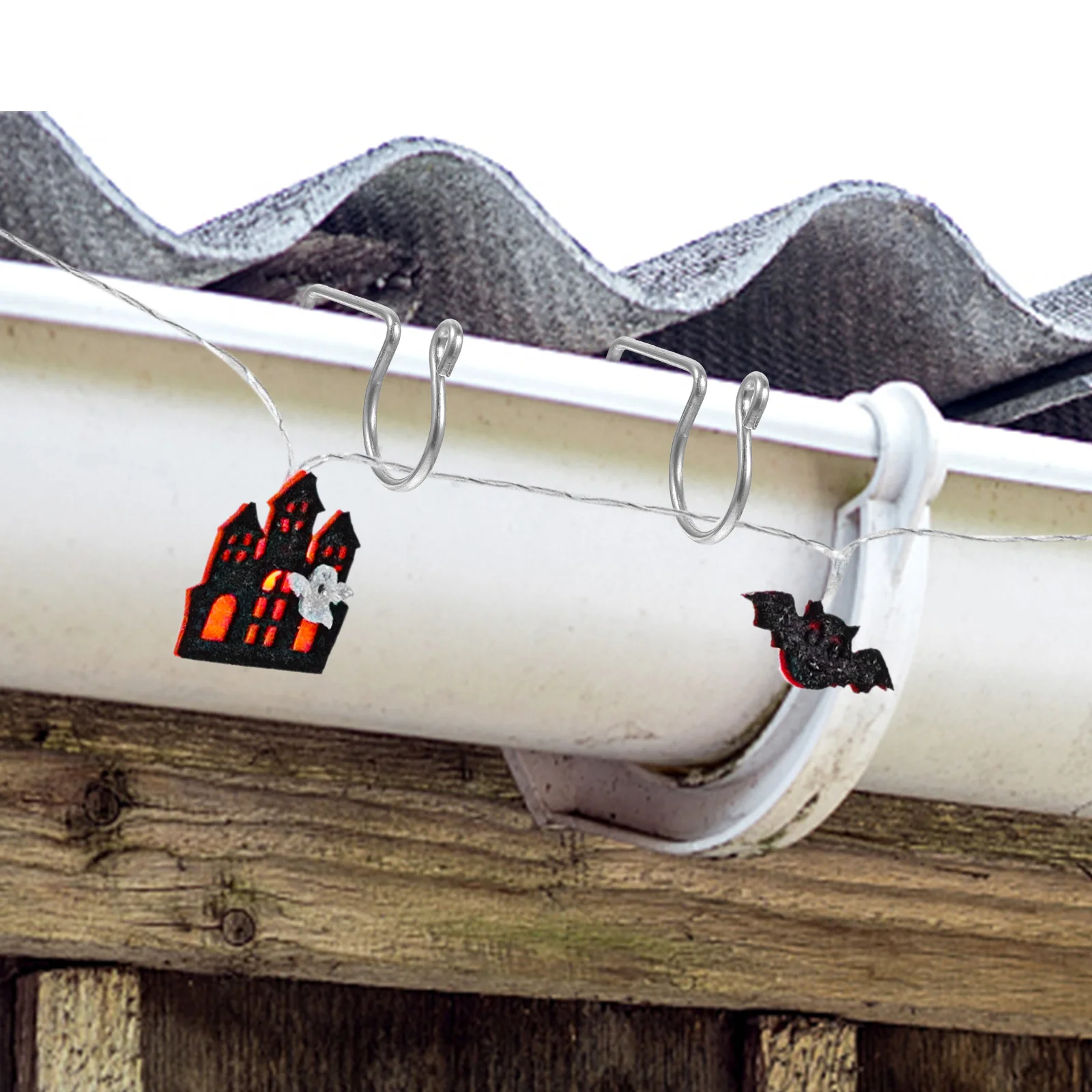 

50Pcs Metal Gutter Hooks for String Lights Outdoor Christmas Light Hangers Sturdy Easy Match Ornaments