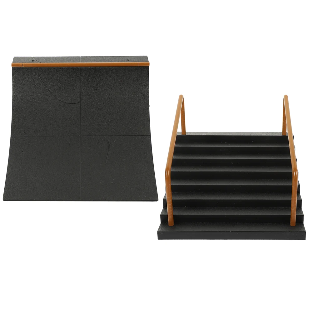 Rampa per skateboard da dito da 2 pezzi, in plastica premium, per ostacoli del parco, pattini assemblati per dita da allenamento per bambini