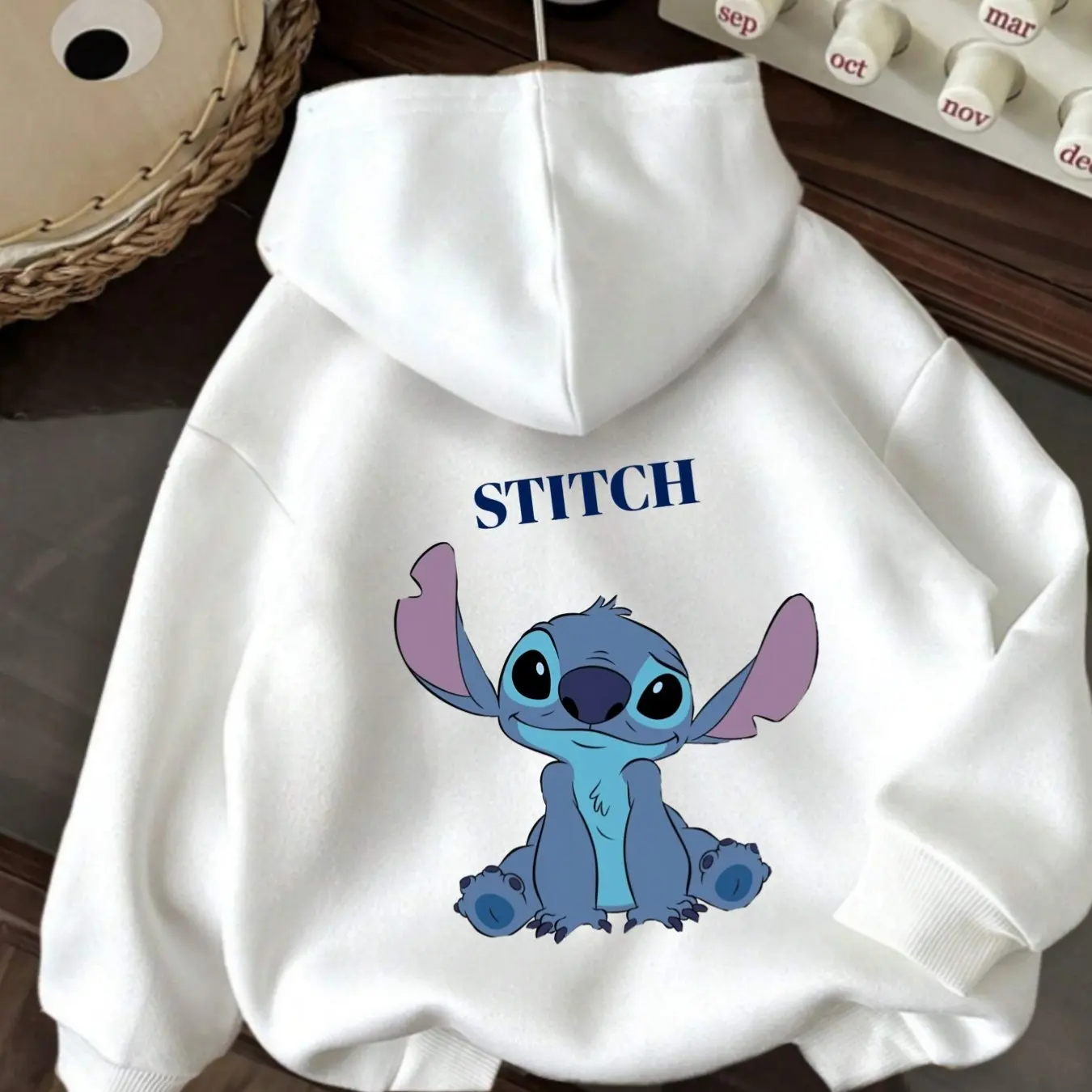 Felpa con cappuccio con stampa grafica Disney Stitch - Felpa con cappuccio con coulisse regolabile nera con lettere blu Pullover casual comfort