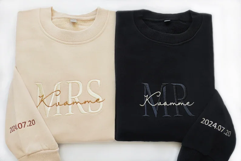 Benutzerdefiniertes Mrs. besticktes Sweatshirt, Geschenk für zukünftige Frau und Herr, Verlobungsgeschenk, zukünftige Braut, Datum auf Ärmel, Valentinstagsgeschenk