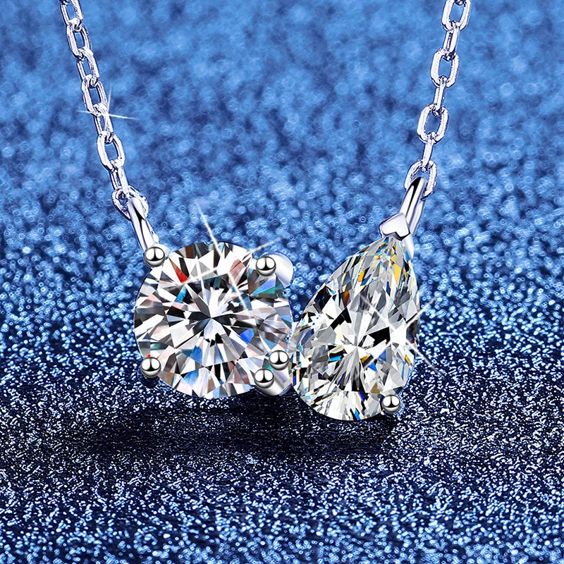 

Moissanite Water Drop Round Double Piece Platinum PT950 18K Gold Necklace, Niche, Light Luxury, High-end, Collarbone Chain
