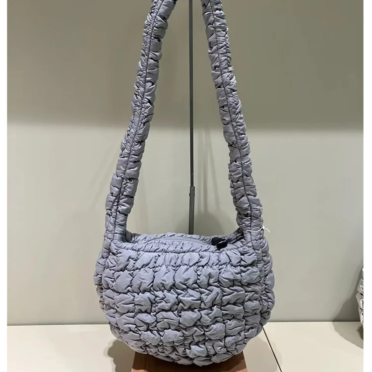 

ey Cloud Dumpling Bag Ins New 2024 Casual Simple Sle Soft Handle Foldable Nylon Material Single oulder Crossbody Bag fo...