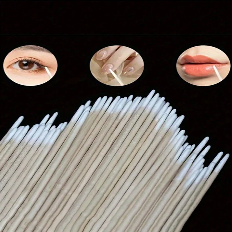 : Tampone di cotone per il trucco