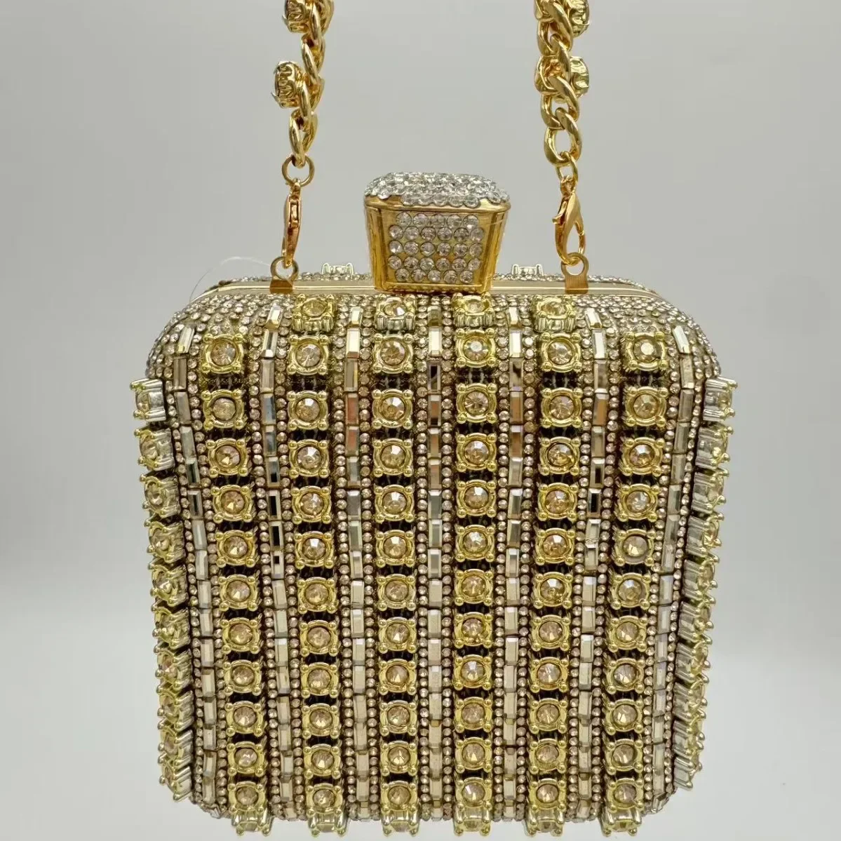 حقيبة سهرة بمقبض مربع مرصع بالألماس مصنوعة يدويًا، حقيبة عشاء صغيرة الحجم محمولة من ألياف البوليستر المتألقة للنساء