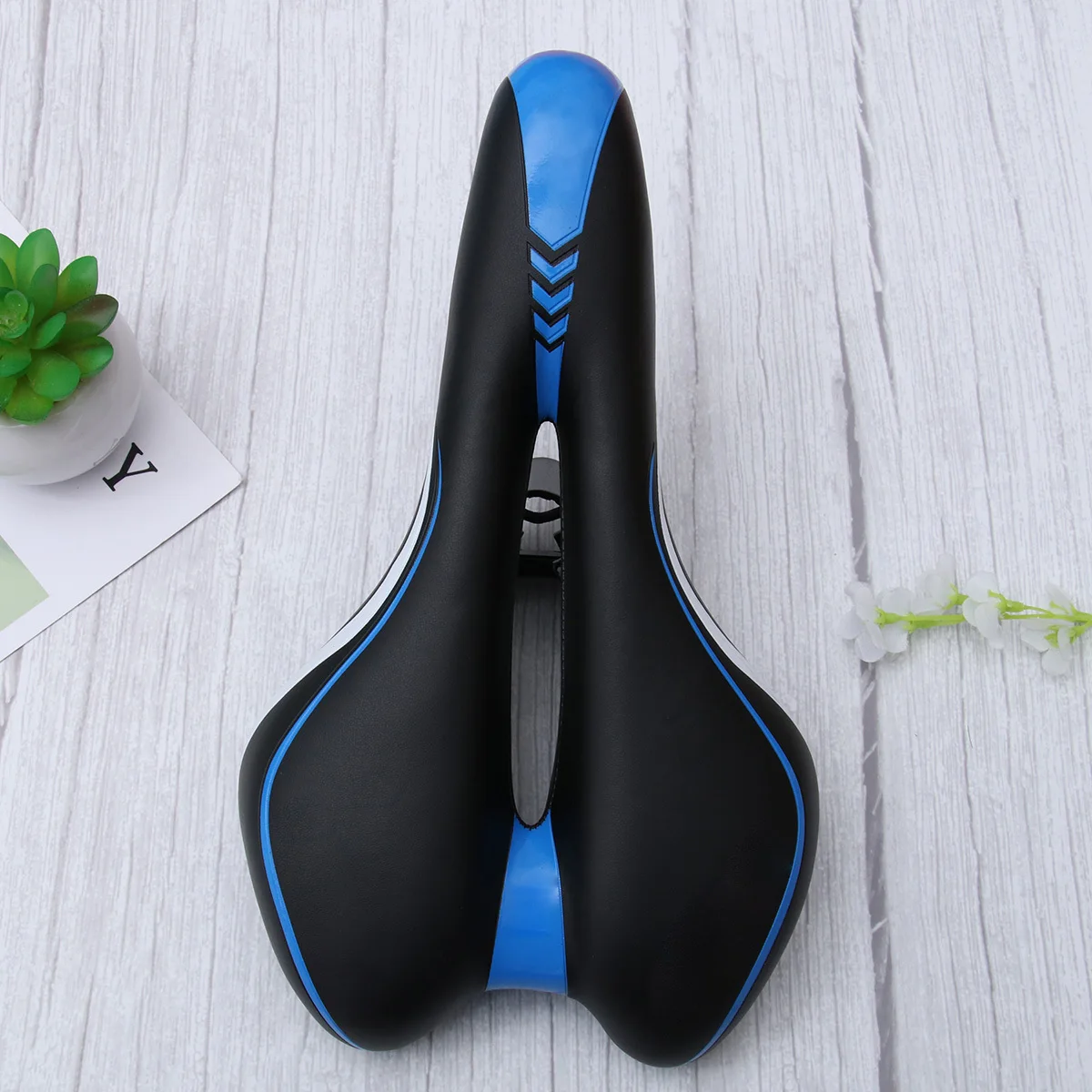 

Breathable Saddle Comfortable Bike Seat for Road Mountain Bikes Hollow-Out Design Cycling Cushion with Springs
