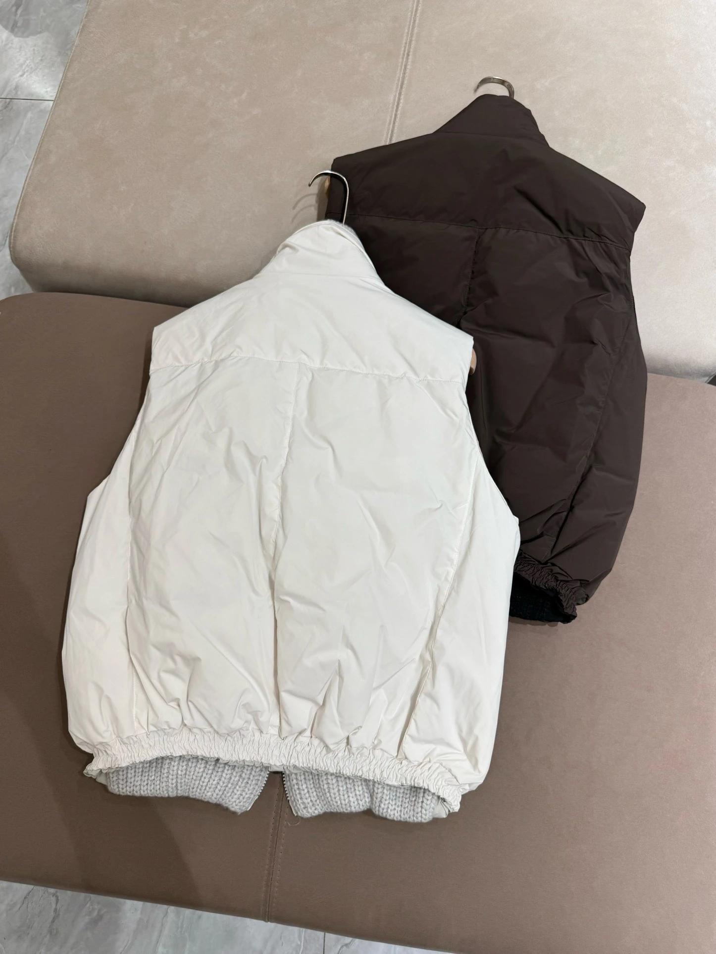 Gilet con colletto alla coreana in piuma d'oca con giunture lavorate a maglia, double-face, casual, sciolto, caldo, da donna