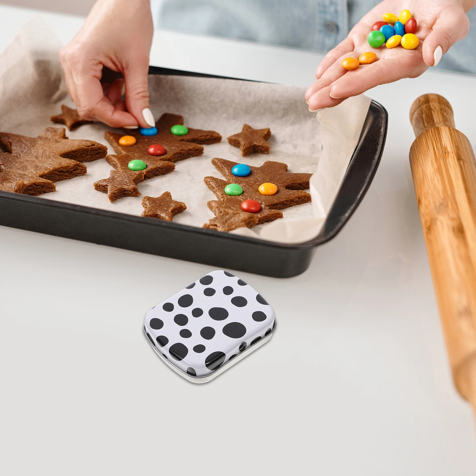 

4 Pcs Cow Pattern Storage Box Decorative Tins with Lids Portable Tinplate Cards Cute