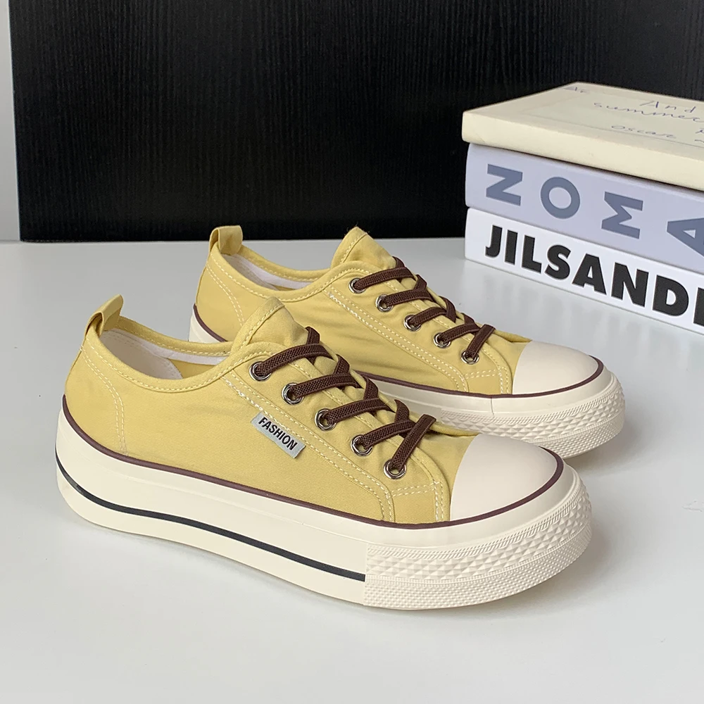 

Canvas shoes women's 2026 summer new style lace up thick soled flat heeled board shoes versatile casual shoes