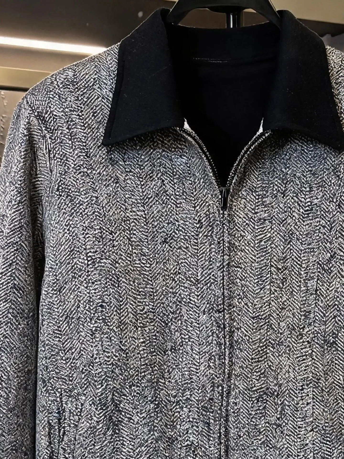 2026 autumn new men's clothing large size trendy men's hooded collar long-sleeved loose plaid jacquard jacket