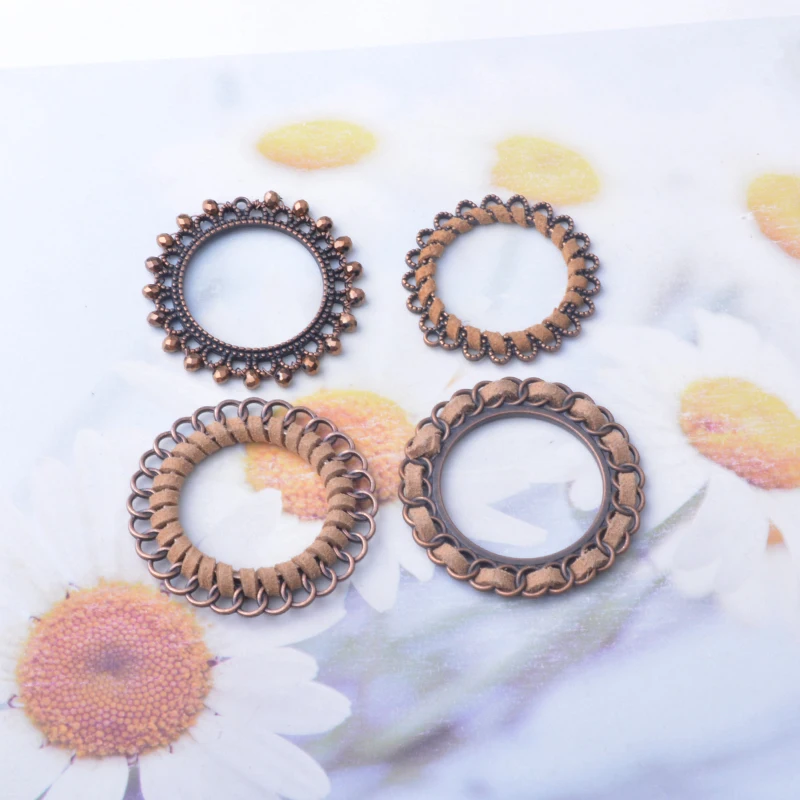 

6pcs Statement Earring Connector Zinc Alloy Antique copper Color Vintage style antique red color circular leather chain Pendant