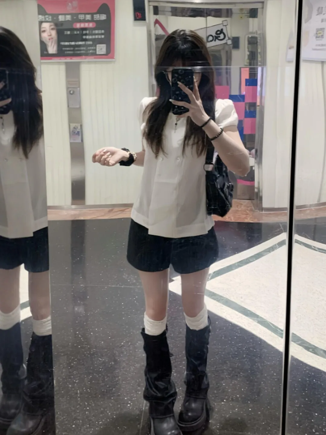 

Sweet White Shirt Korean Style Loose Fit Short Sleeve round Neck Button down for Young Women Summer Fashion Elegant Beautiful