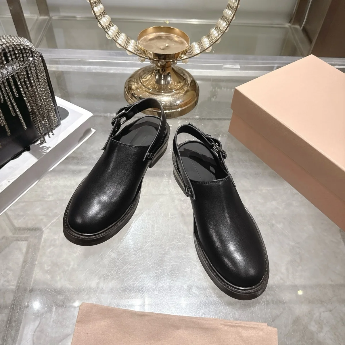 2026 High Quality Round Head Riveted Rear Hook Strap Low Thick Heel Commuter Women's Shoes--hb821