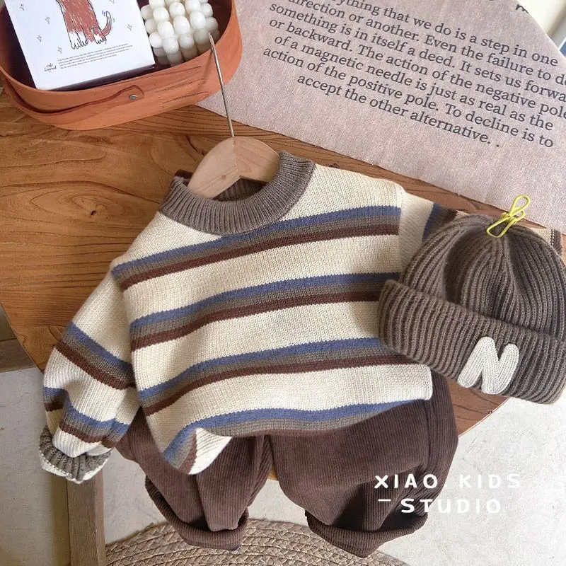 2025 الخريف الشتاء جديد الفتيان سترة غير رسمية الكورية موضة طويلة الأكمام س الرقبة مخطط رشاقته تريكو الاطفال الملابس الدافئة