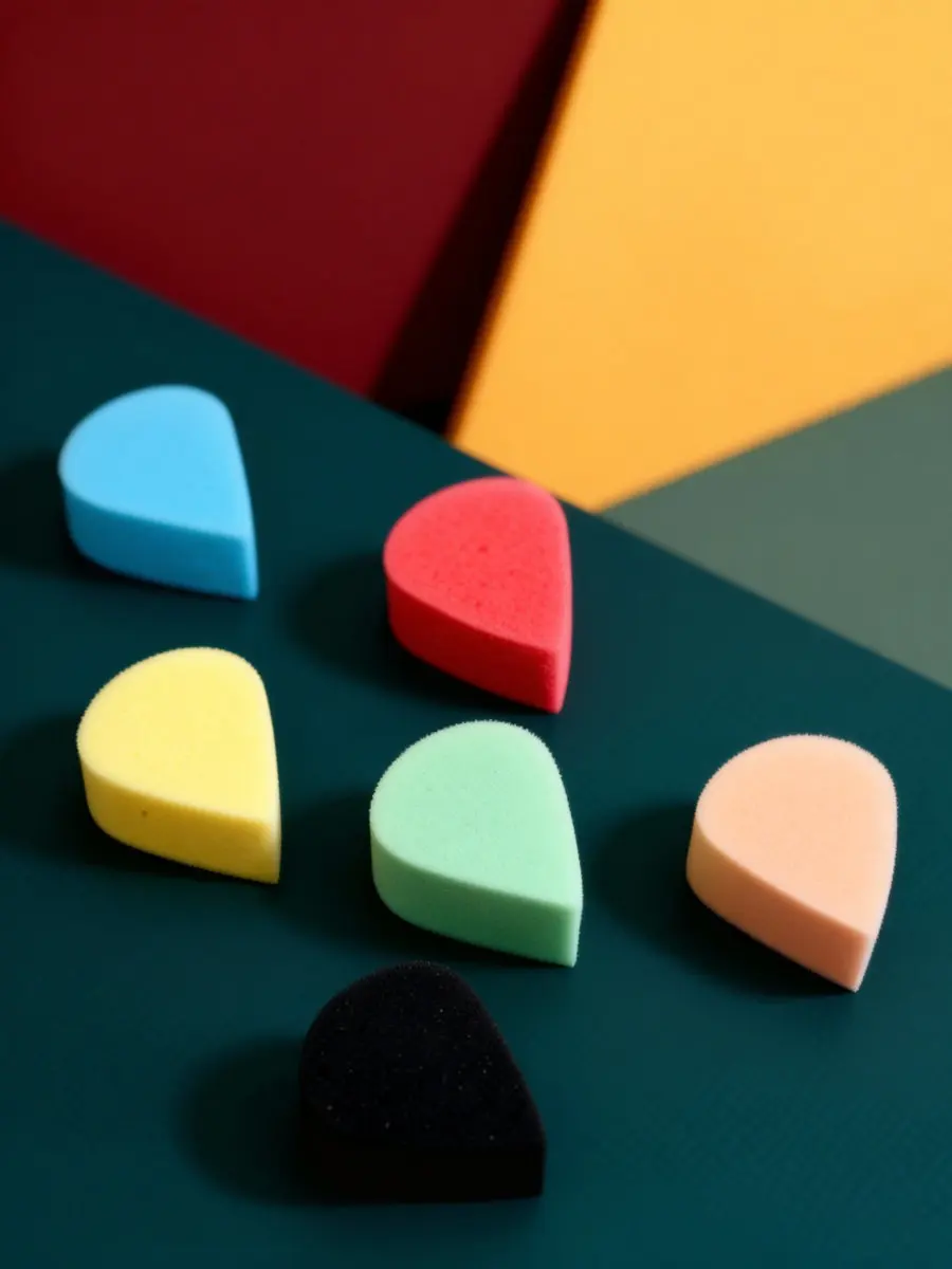 6Pcs Face Paint Sponges Tear Drop Shape Makeup Sponges for Body Paint Art Work Drawing Face Painting Supplies Festival