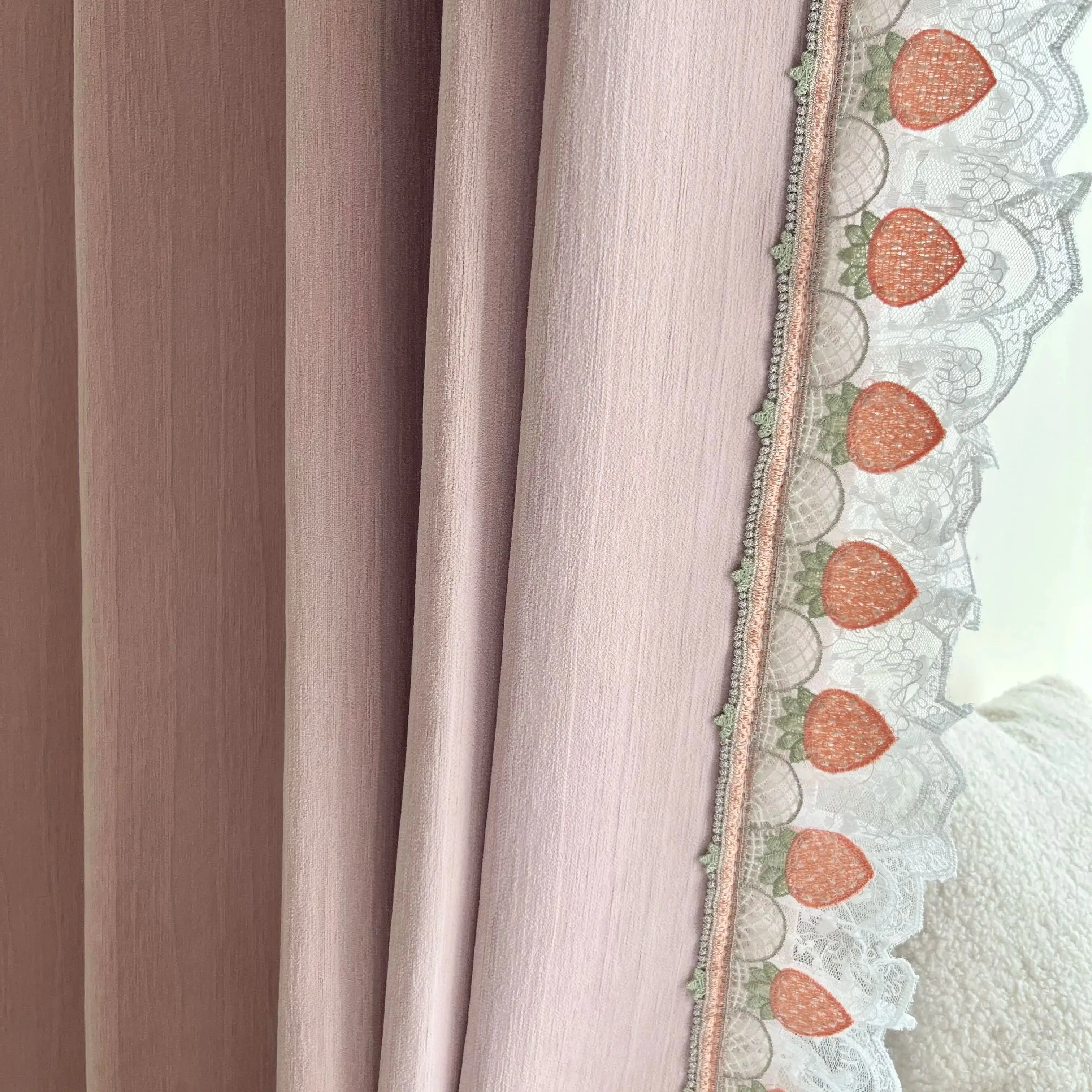 Strawberry new style curtains lace decoration accessories tassels embellishment hanging beads curtain tassels lace trim
