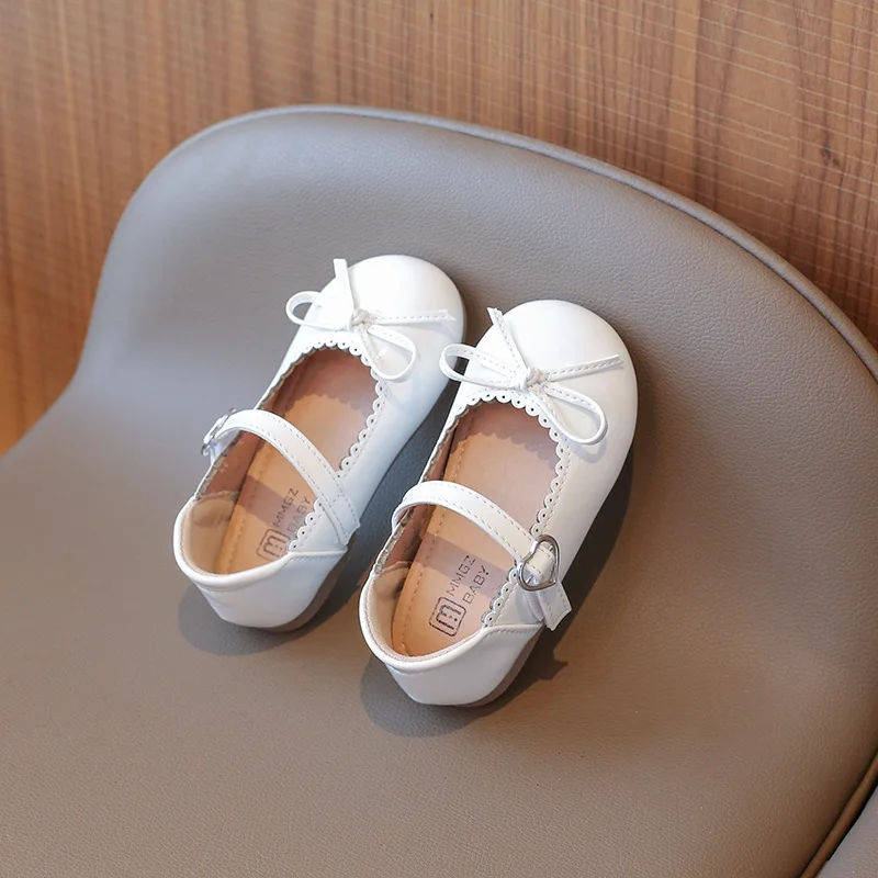 

Children Flats Comfortable mary janes Baby Girl Garden Shoes New Candy Color Spring Girls Dance Shoes Patent Leather